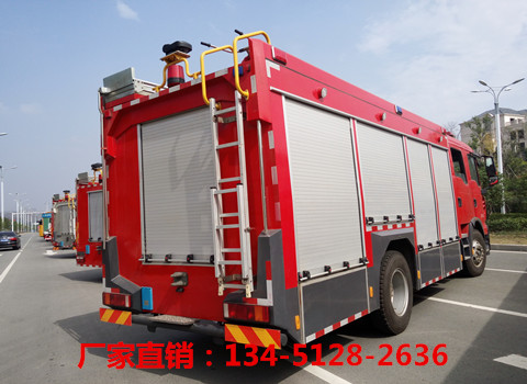 豪沃泡沫消防车5吨（国五）